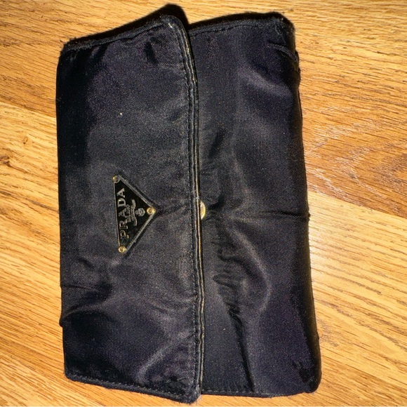 Nylon Prada wallet vintage 2005 - Picture 4 of 10